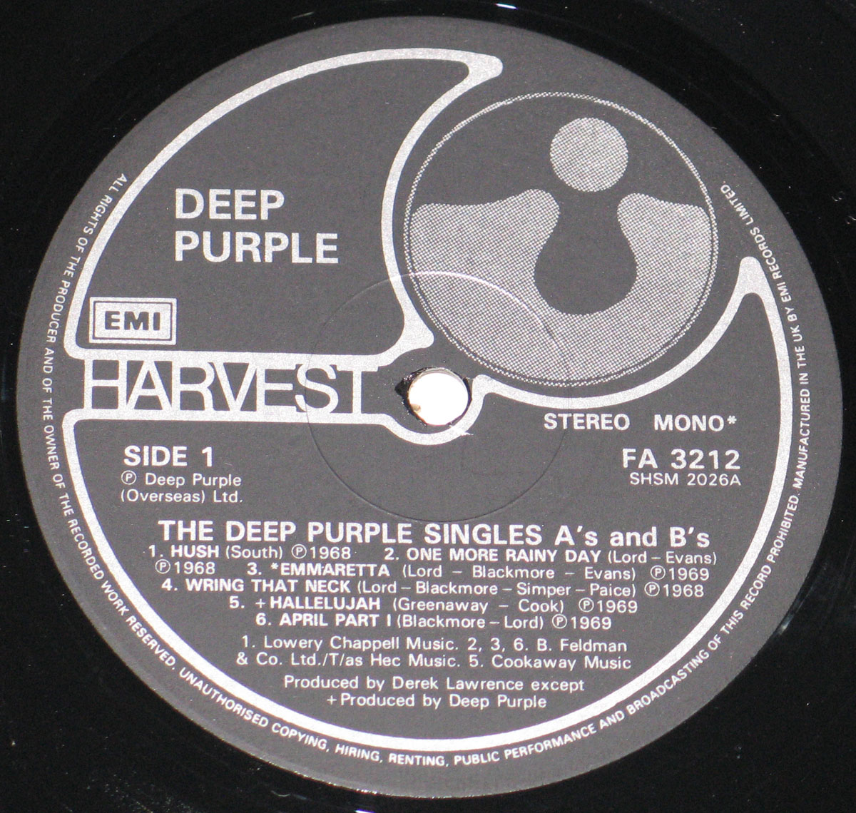 High Resolution Photo deep purple singles as bs 
